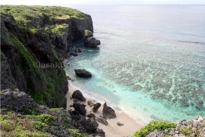 沖縄県 与那国島 六畳ビーチ 上から1/3