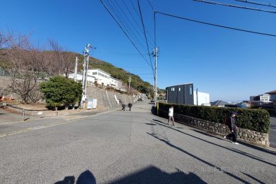 兵庫県 六甲山 十文字山山頂を所有する宗教施設の入り口