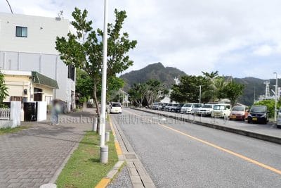 ボニーナの前から湾岸通り東（二見港）方面