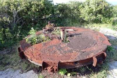 中央山山頂付近にある戦跡