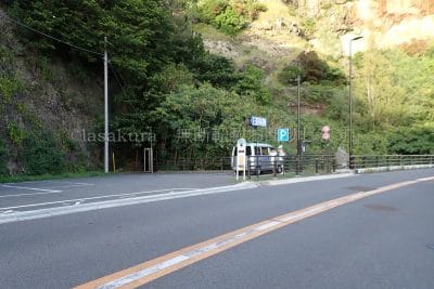 小笠原諸島父島堺浦海岸駐車場