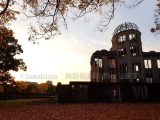 世界遺産原爆ドームと夕日