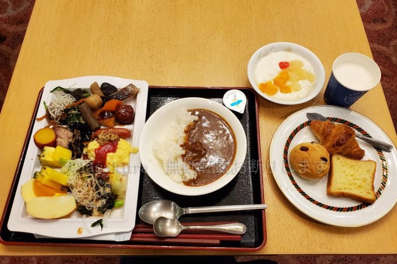 広島パシフィックホテル 朝食ビュッフェ、食べたもの。朝カレーも