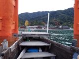 遊覧船「ろかい舟」で厳島神社大鳥居をくぐり抜け